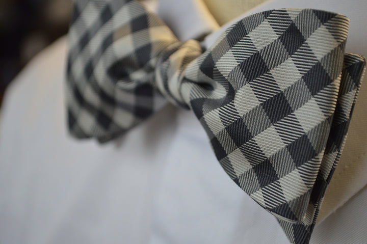 MacKenzie Check Bow Tie Grey/White