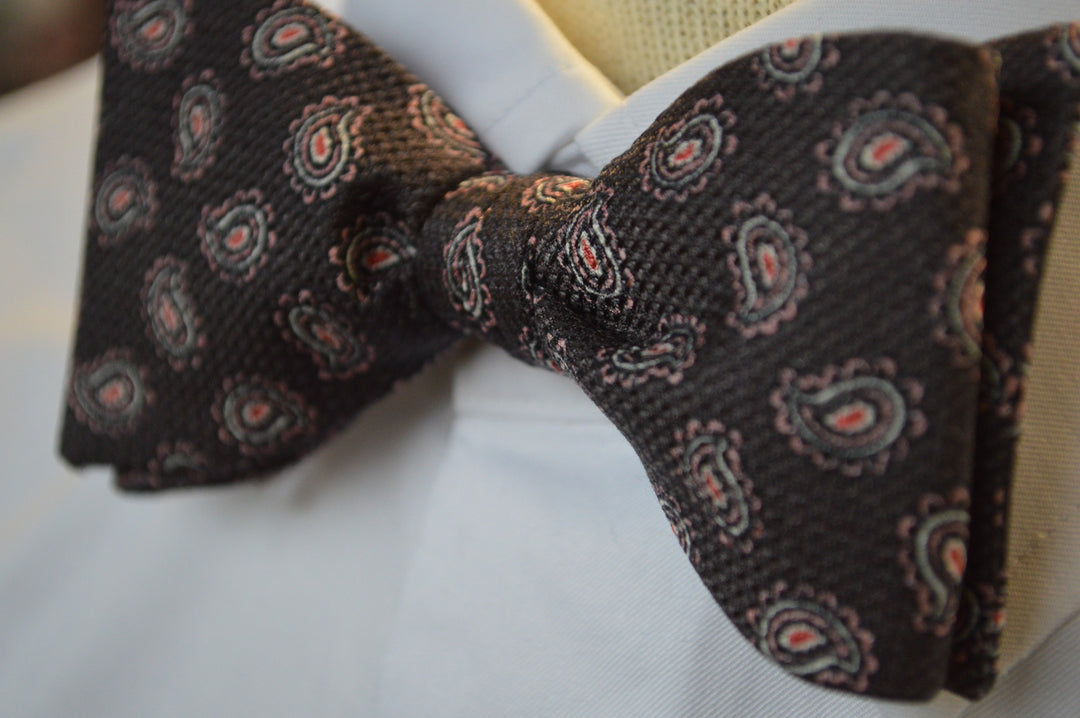 Norfolk Pine Bow Tie Gray