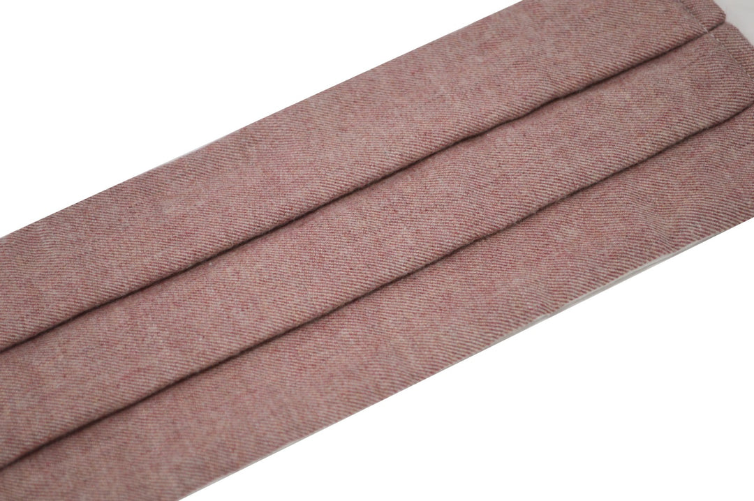 Red Solid Pleated Face Mask With Nose Bridge