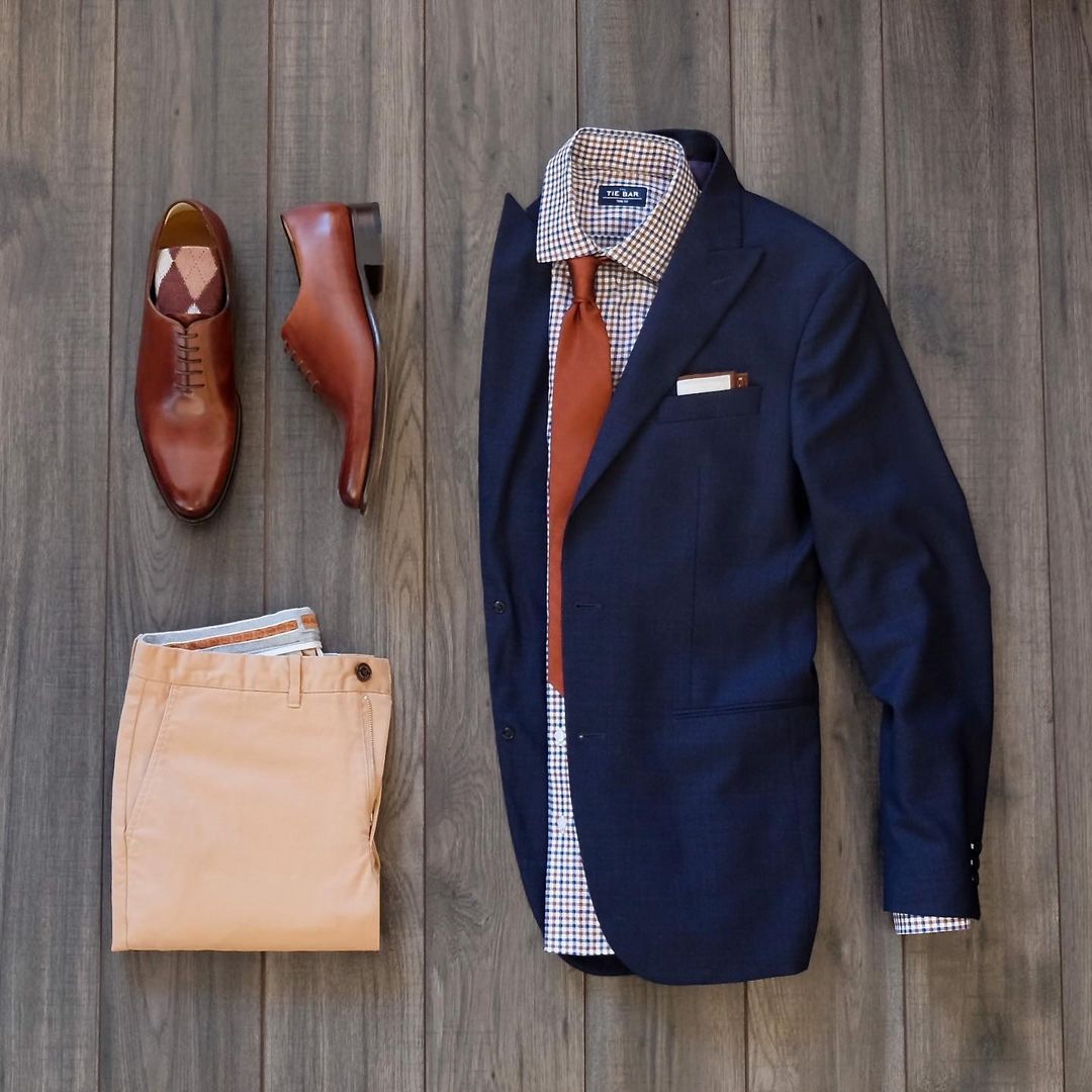 Van Doren Rust Solid Tie