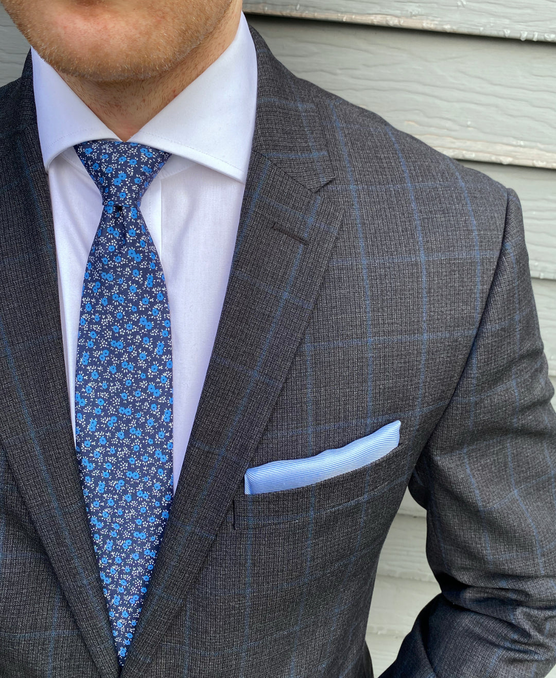 Moultrie Blue Floral Tie